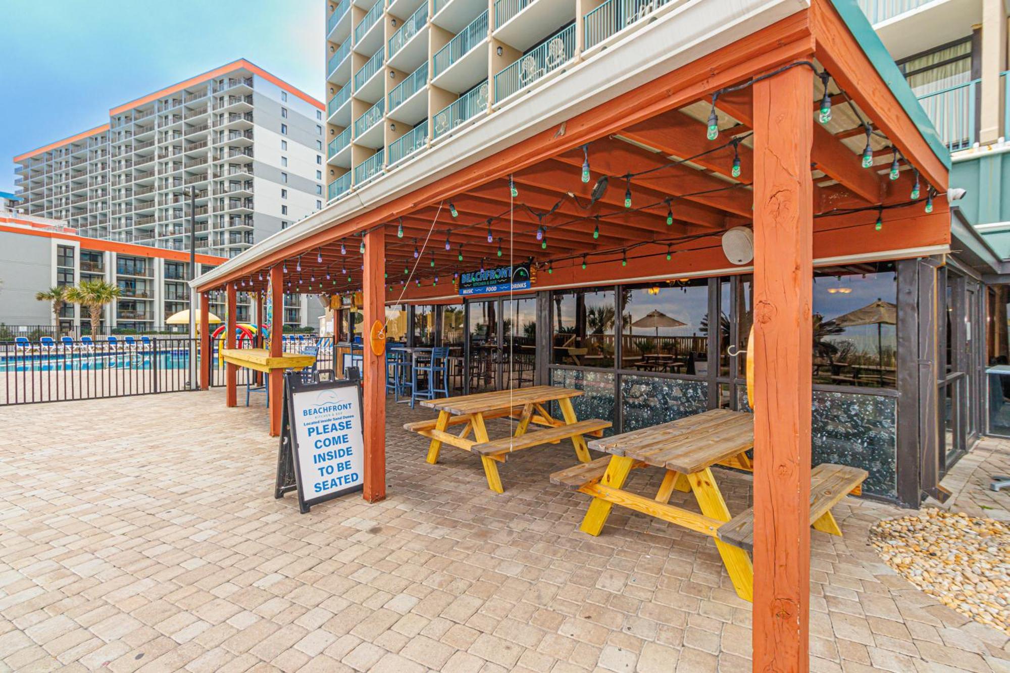 Oceanfront 1 Bedroom - Sand Dunes 1129 - Sleeps 6! Миртъл Бийч Екстериор снимка